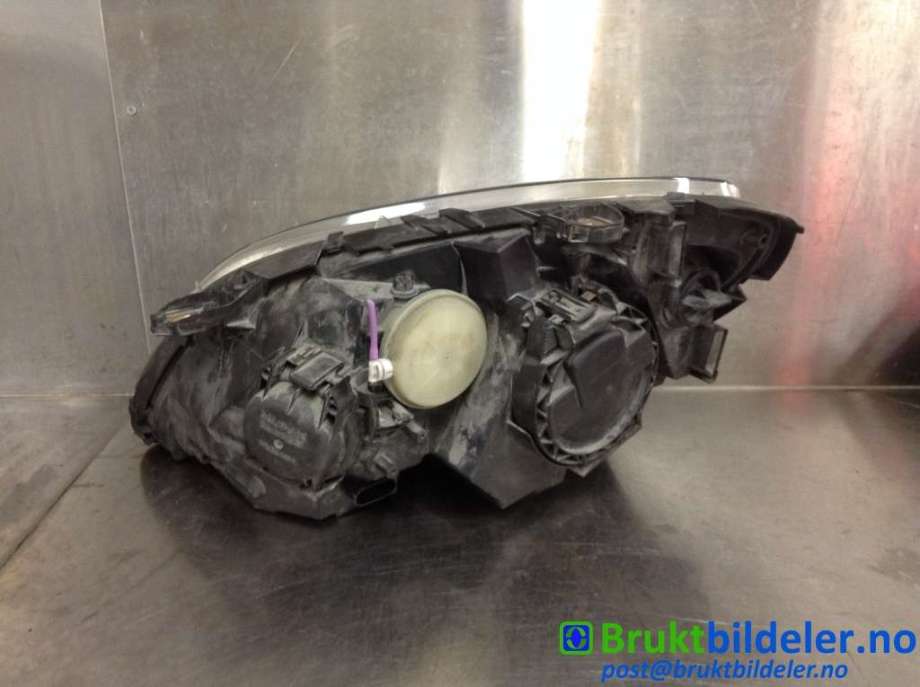 Frontlykt høyre halogen til Mercedes B-Klasse 2008-2011 (Fase 2) (W245) (W245) (MERCEDES|A 169 820 18 61|0 301 220 202|)