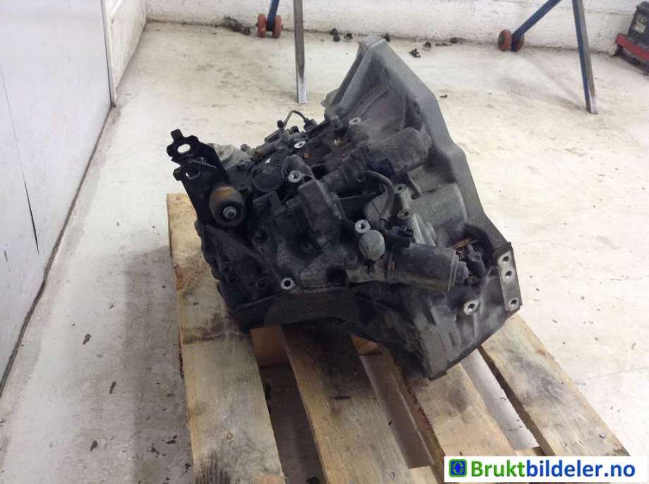 Girkasse automat til Toyota Auris 2010-2012 (Type I, Fase 2)  (TOYOTA|3033012052|EC65A|)