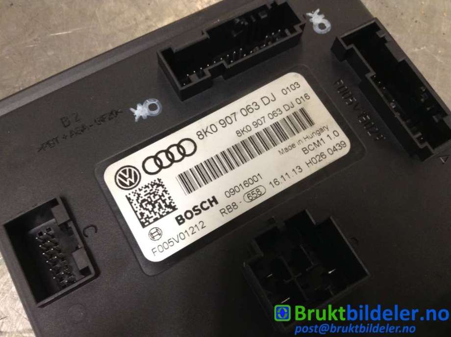 Styreenhet comfort (BCM) til Audi Q5 2012-2017 (Type I, Fase 2)  (AUDI|8K0 907 063 DJ|F 005 V01 212|)