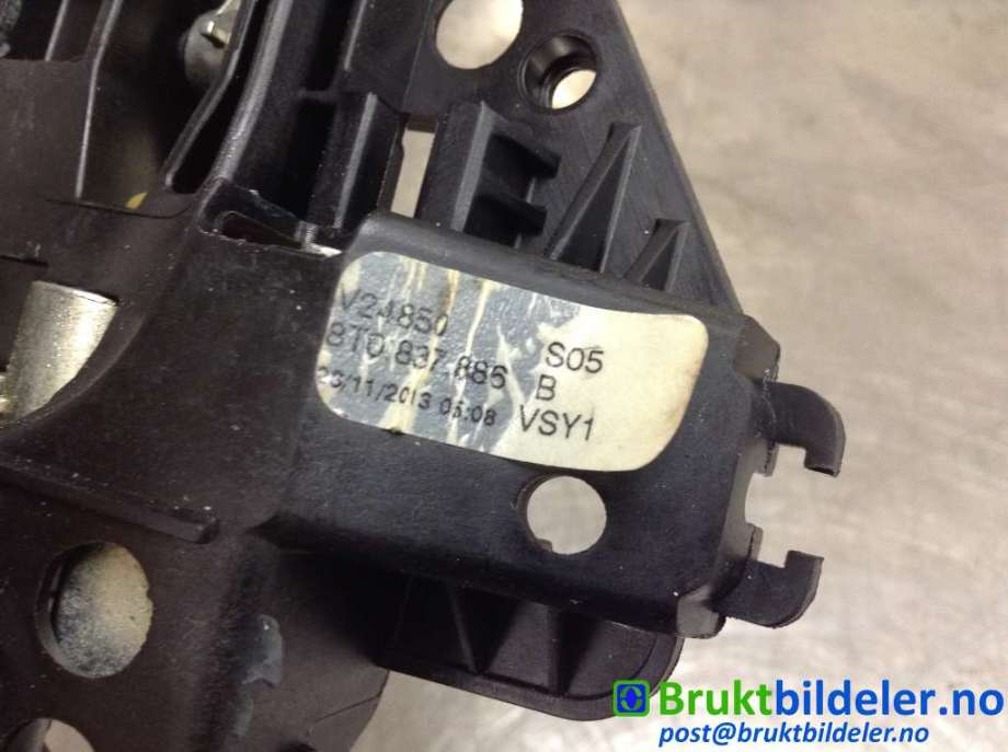 Dørhåndtak utv høyre bak til Audi Q5 2012-2017 (Type I, Fase 2)  (AUDI|8T0 837 886 B|)