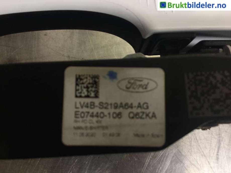 Dørhåndtak utv høyre til Ford Kuga 2019-->> (Type III) (FORD|LV4B-S219A64-AG|)