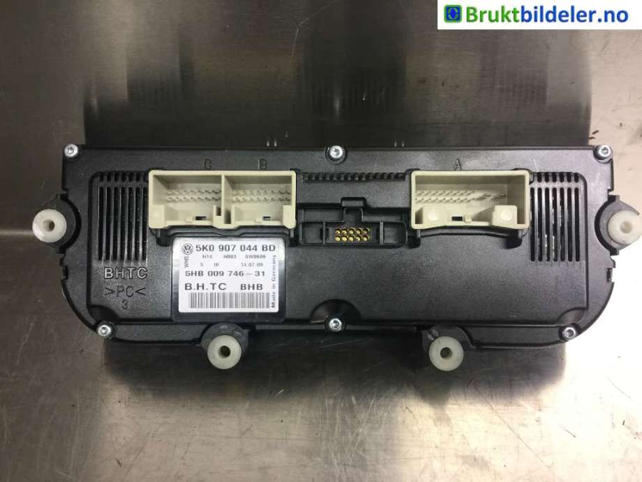Varmeapparat betjening til VW Golf VI 2008-2012 (VOLKSWAGEN|5K0 907 044 BD|5HB 009 746-31|)