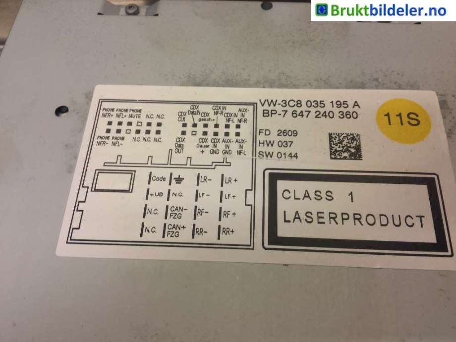 Bilstereo til VW Golf VI 2008-2012  (VOLKSWAGEN|3C8 035 195 A|7 647 240 360|)
