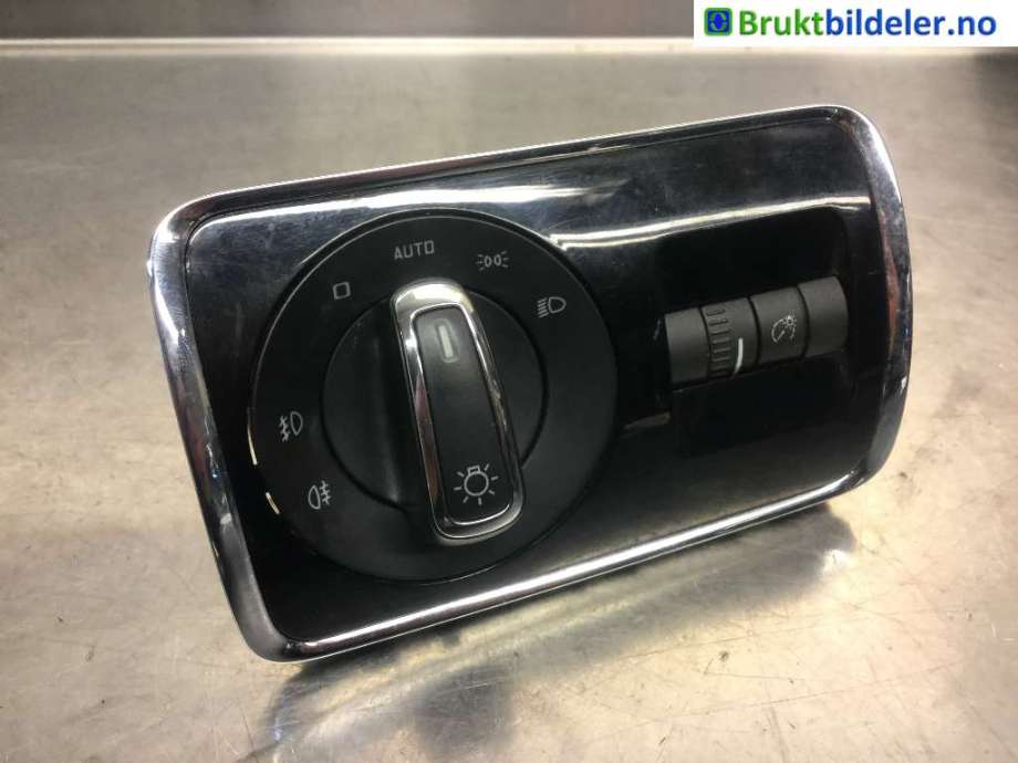 Bryter lys til Škoda Superb, 2008-2015 (Type II)  (SKODA|3T0 941 431 B)