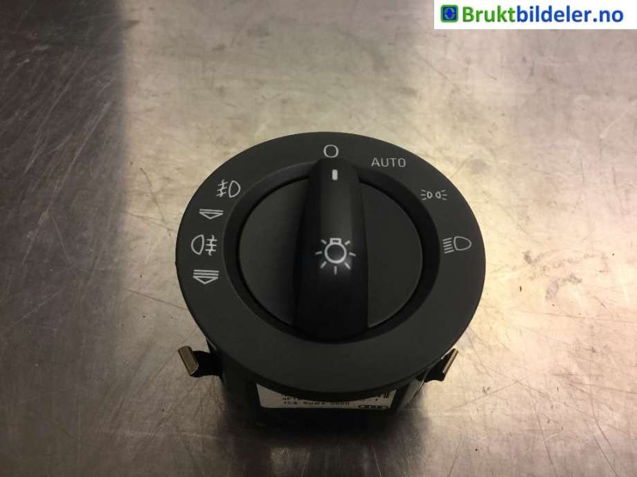 Bryter lys til Audi Q7, 2006-2010 (Type I, Fase 1) (AUDI|4F1941531D)