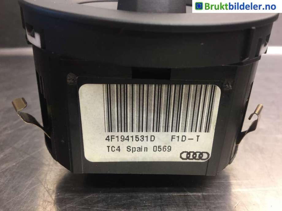 Bryter lys til Audi Q7 2006-2010 (Type I, Fase 1)  (AUDI|4F1941531D|)