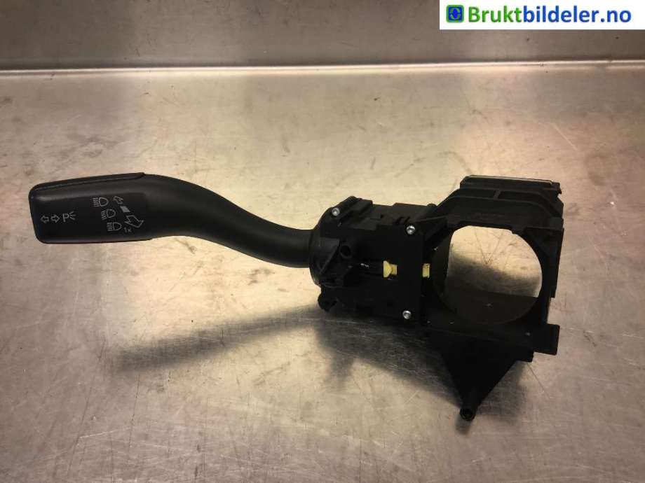 Bryter blink til Audi Q7, 2006-2010 (Type I, Fase 1) (AUDI|4E0 953 513 G)