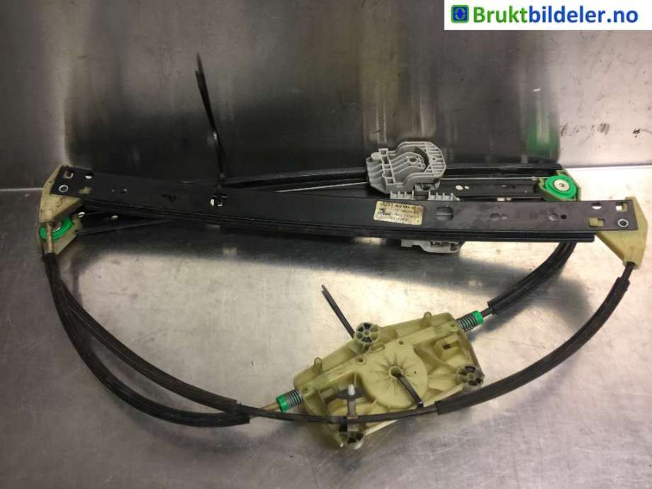 Ruteheis til Audi Q7, 2006-2010 (Type I, Fase 1) (AUDI|4L0 837 461 A)