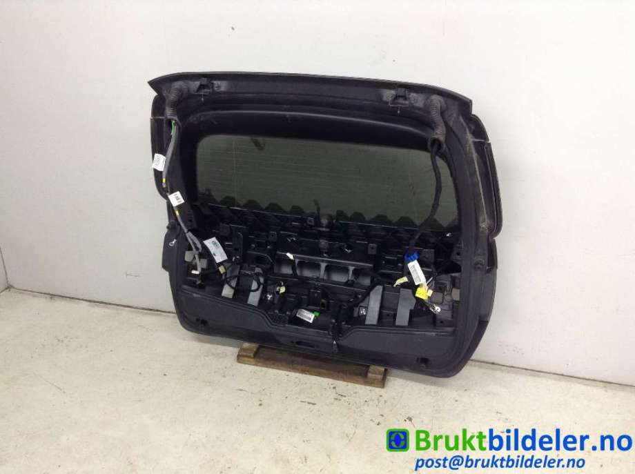 Bakluke til Peugeot 308 2013-2021 (Type II) (PEUGEOT|16 116 371 80|)