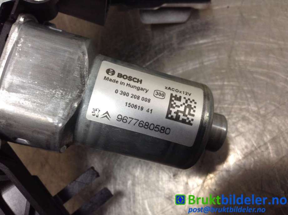 Viskermotor bakrute til Peugeot 308 2013-2021 (Type II) (PEUGEOT|9677680580|0 390 208 008|)