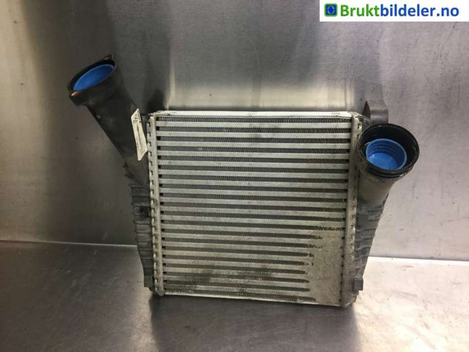 Intercooler til Audi Q7 2006-2010 (Type I, Fase 1) (AUDI|7L6 145 803 F|)