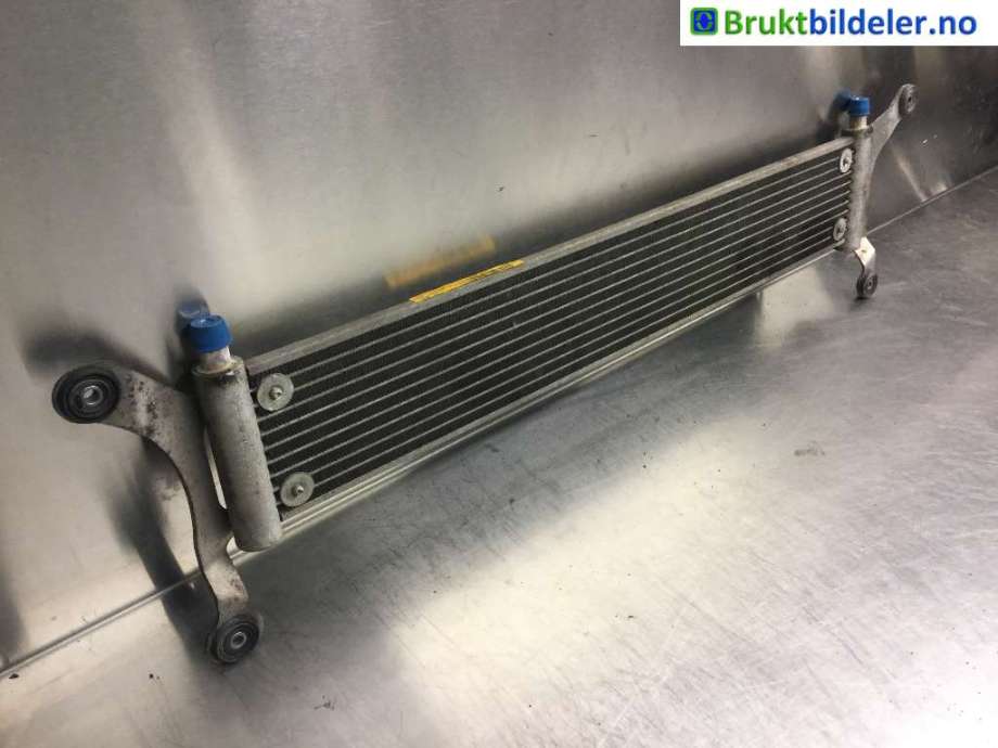 Radiator (automat gir) til Audi Q7 2006-2010 (Type I, Fase 1) (AUDI|7L6 121 212 B|K9136004|)