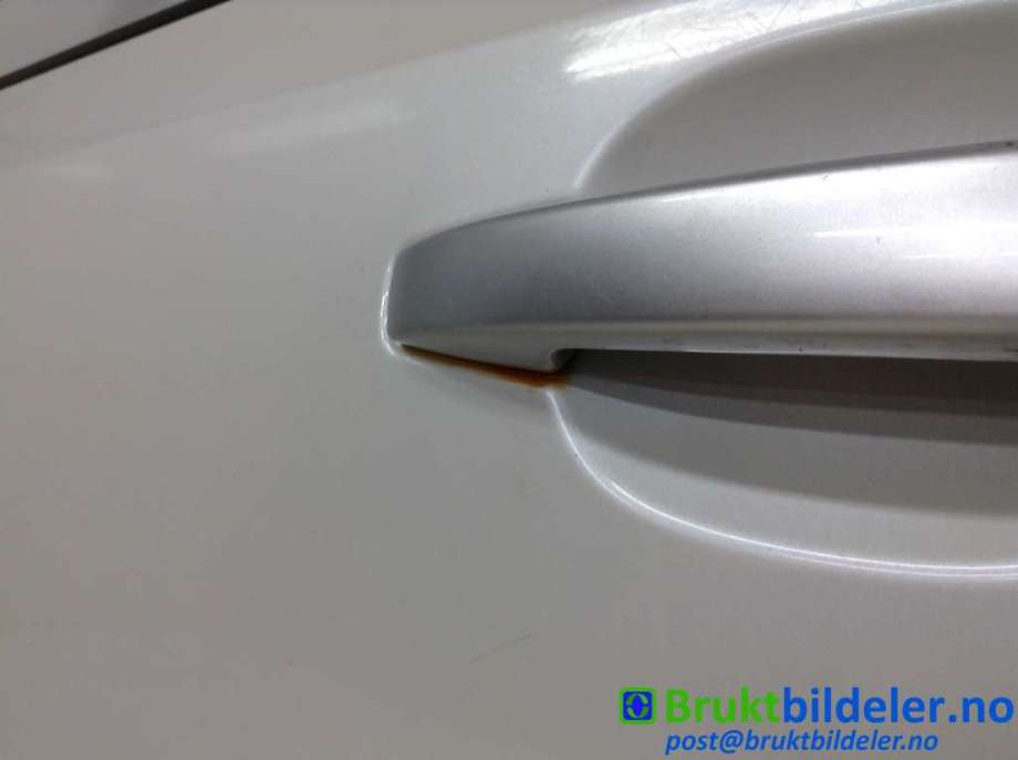 Dør venstre foran til Subaru Forester 2008-2013 (Type III)  (SUBARU|61240SC010|)
