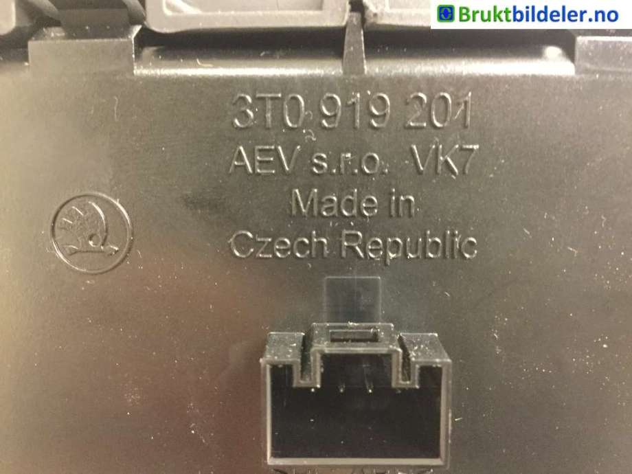Bryter setevarme til Škoda Superb 2008-2015 (Type II) (SKODA|3T0 919 201|)