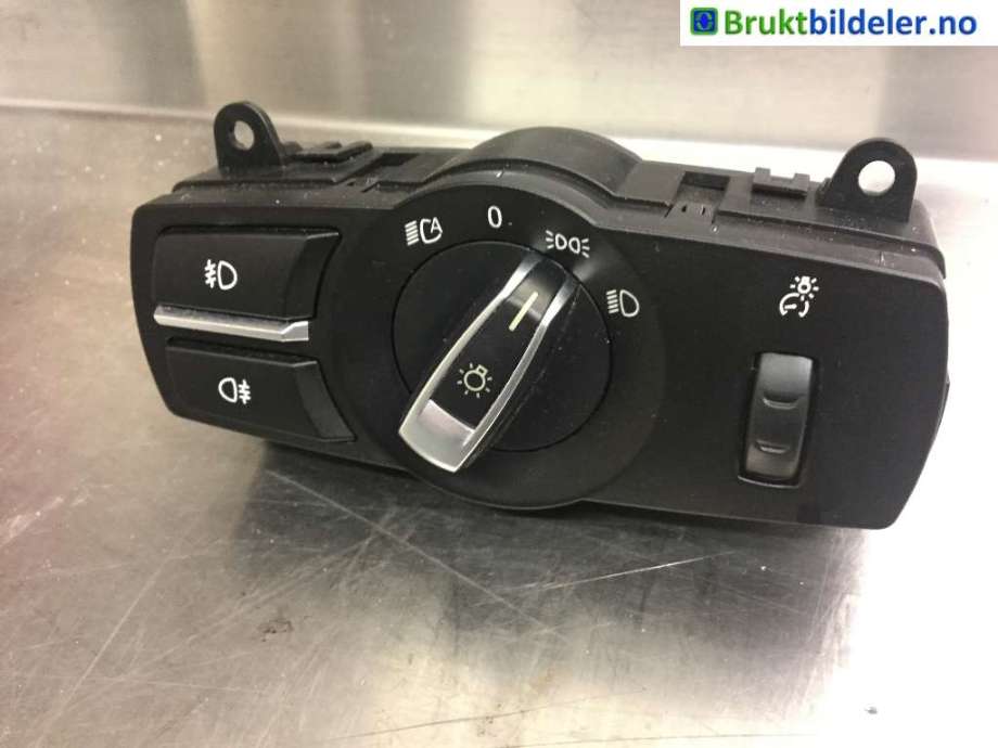 Bryter lys til BMW 5-Serie 2010-2017 (F10/F11) (F10/F11) (BMW|9192744 04|140426|3392.0201-02)