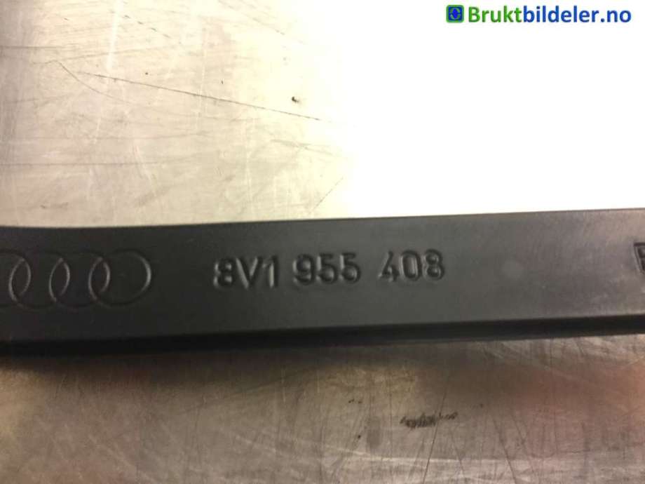 Viskerarmer frontrute til Audi A3 2012-2016 (Type III, Fase 1) (AUDI|8V1 955 408|)