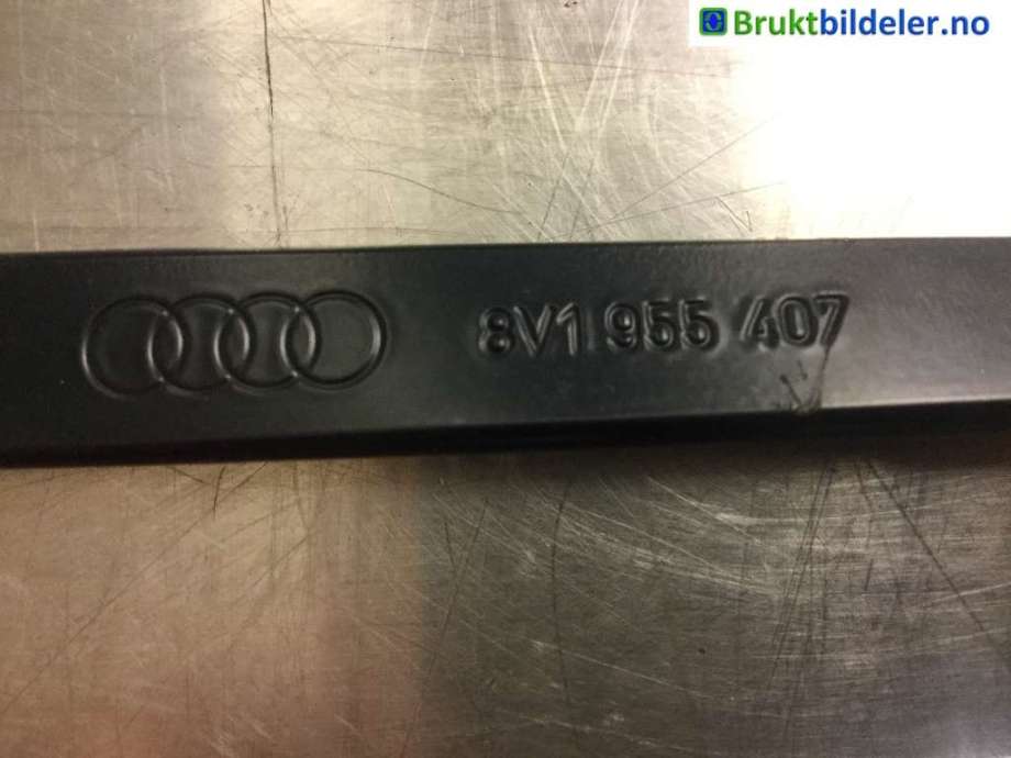 Viskerarmer frontrute til Audi A3 2012-2016 (Type III, Fase 1) (AUDI|8V1 955 407|)