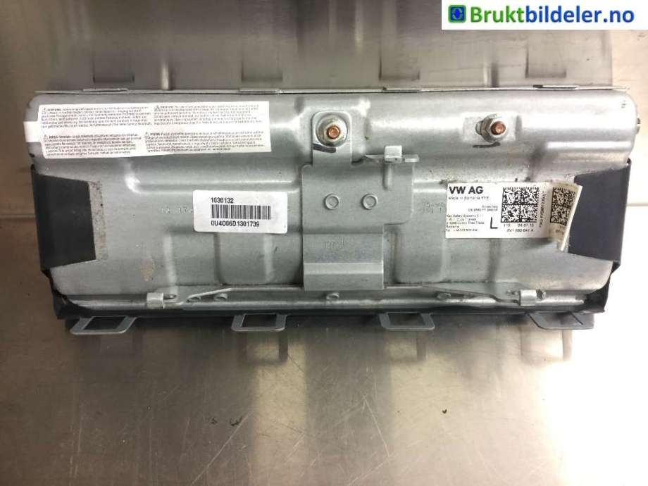 Airbag kne til Audi A3 2012-2016 (Type III, Fase 1)  (AUDI|8V1 880 841 A|)