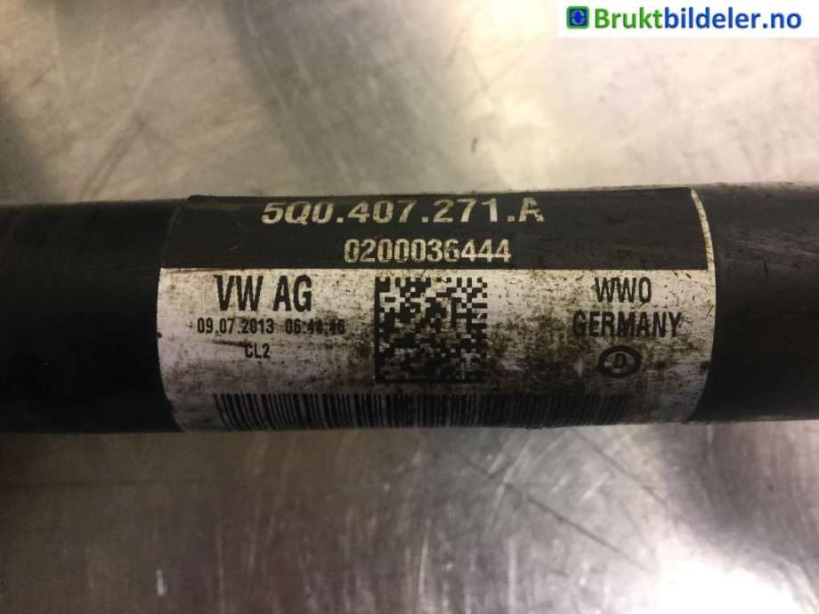 Drivaksel venstre foran til Audi A3 2012-2016 (Type III, Fase 1)  (AUDI|5Q0 407 271 A|)