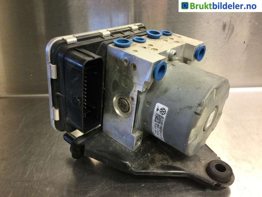 ABS sentral til VW Caddy, 2015-2020 (Type III, Fase 3)  (VOLKSWAGEN|7E0 907 379 P)