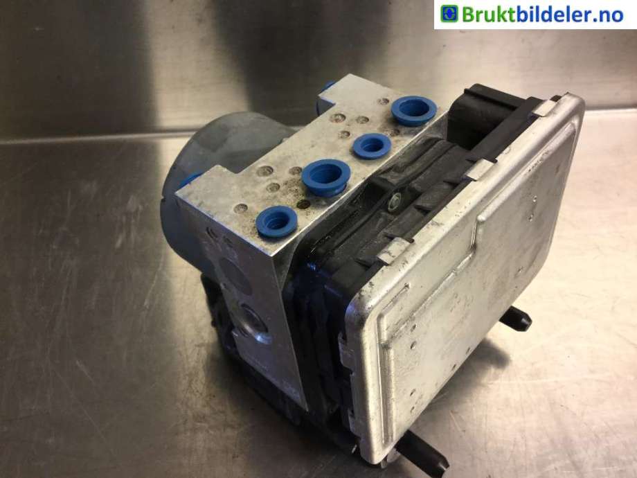 ABS sentral til VW Caddy 2015-2020 (Type III, Fase 3)  (VOLKSWAGEN|7E0 907 379 P|7E0 614 517M|)