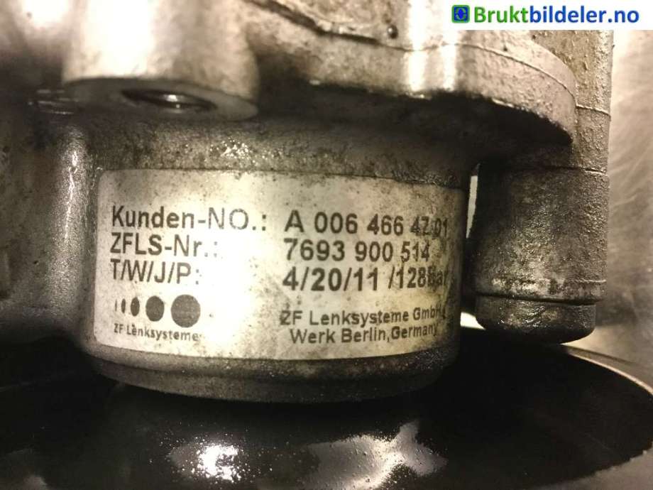 Servo pumpe mekanisk til Mercedes E-Klasse 2009-2013 (Fase 1) (W212) (W212) (MERCEDES|A 006 466 47 01|7693 900 514|)