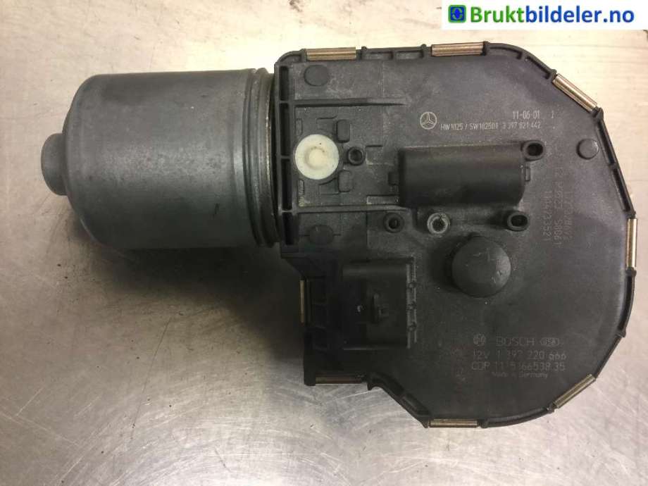 Viskermotor frontrute til Mercedes E-Klasse 2009-2013 (Fase 1) (W212) (W212) (MERCEDES|3 397 021 442|1 397 220 666|)