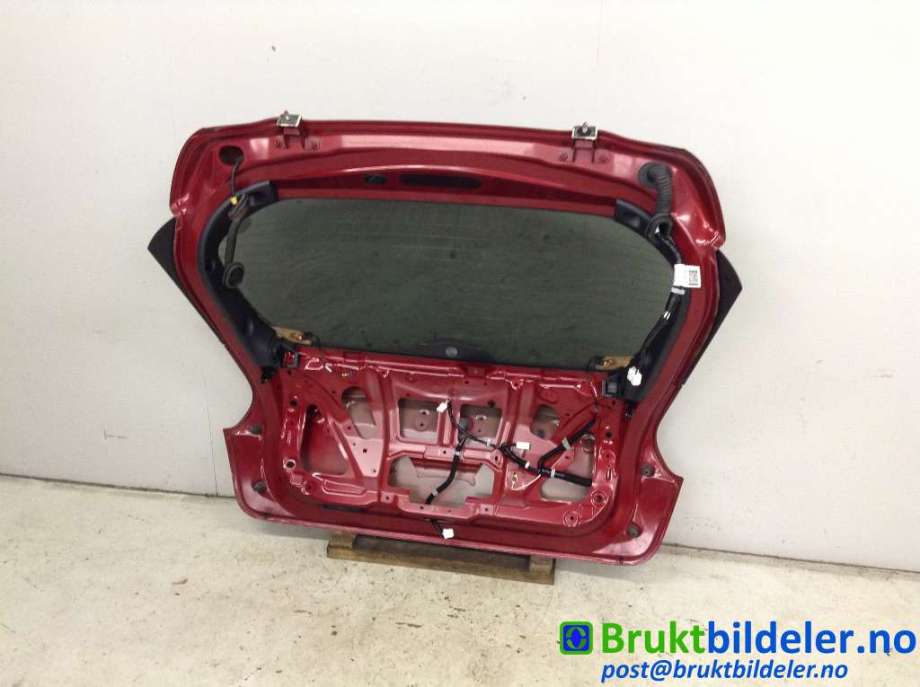 Bakluke til Nissan Juke 2014-2018 (Fase 2)  (NISSAN|K0100BV8AA|)
