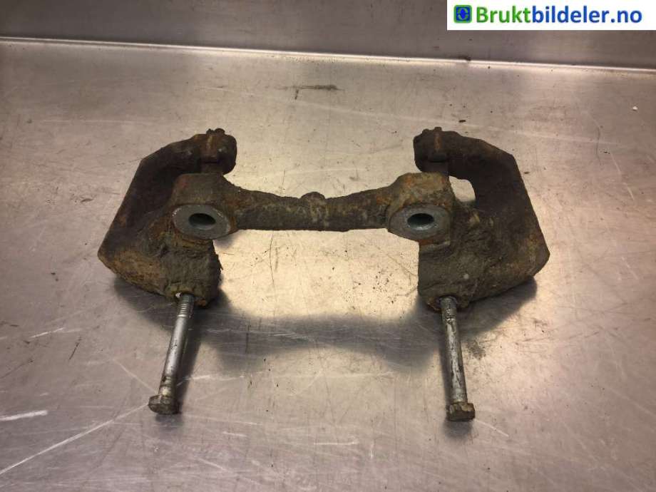 Bremsecaliper brakett til Mercedes E-Klasse 2009-2013 (Fase 1) (W212) (W212) (MERCEDES|A 204 421 11 94|)