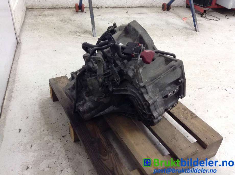 Girkasse manuell 6-trinn til Nissan X-Trail 2002-2007 (T30) (T30) (NISSAN||MT.F6)