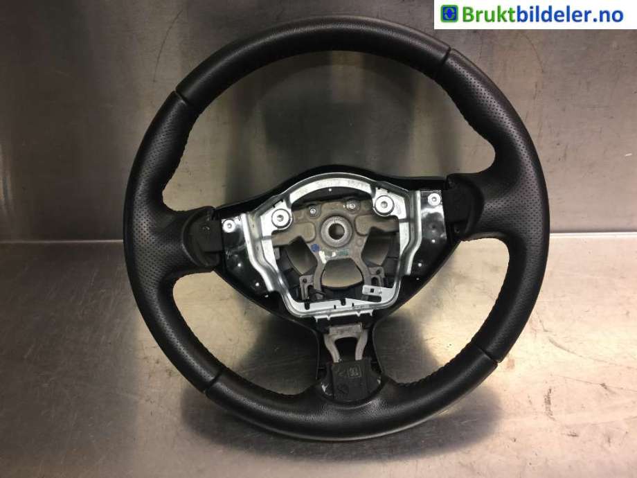 Ratt til Nissan Juke, 2014-2018 (Fase 2)  (NISSAN|484301KB3C)