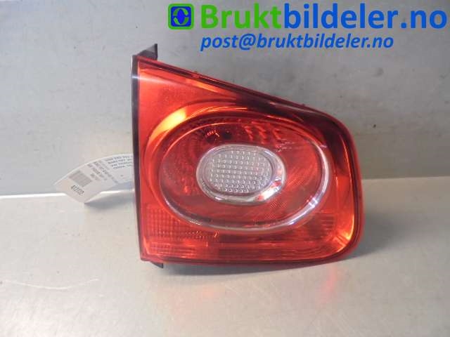 Baklykt venstre indre til VW Tiguan, 2007-2011 (Type I, Fase 1)  (VOLKSWAGEN|5N0 945 093 B)