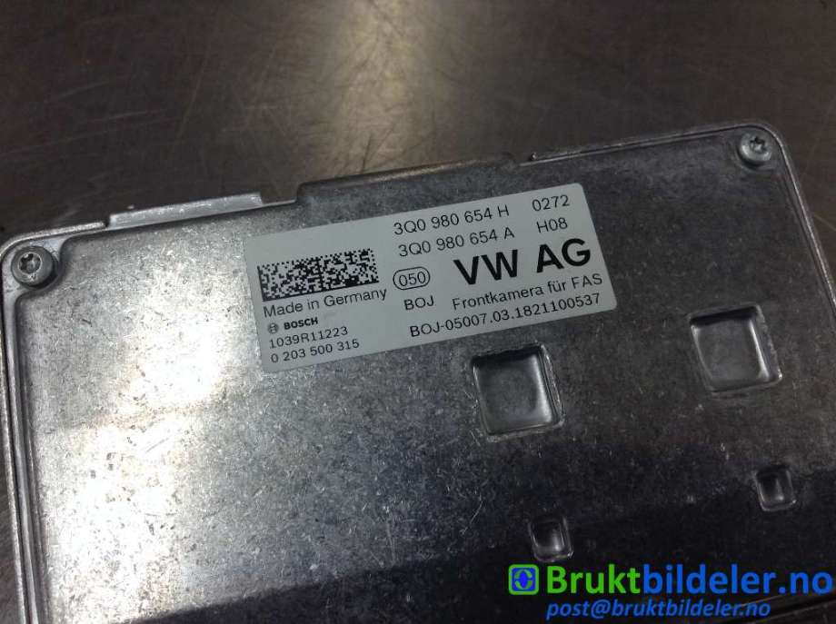 Sensor radar til VW Tiguan 2016-2020 (Type II, Fase 1)  (VOLKSWAGEN|3Q0 980 654 H|0 203 500 315|3Q0 980 654 A)