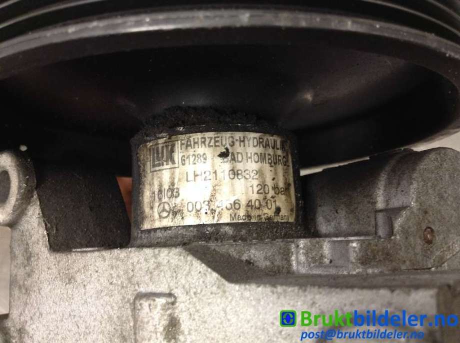 Servo pumpe mekanisk til Mercedes CLK 2002-2009 (C209) (C209) (MERCEDES|A 003 466 40 01|)