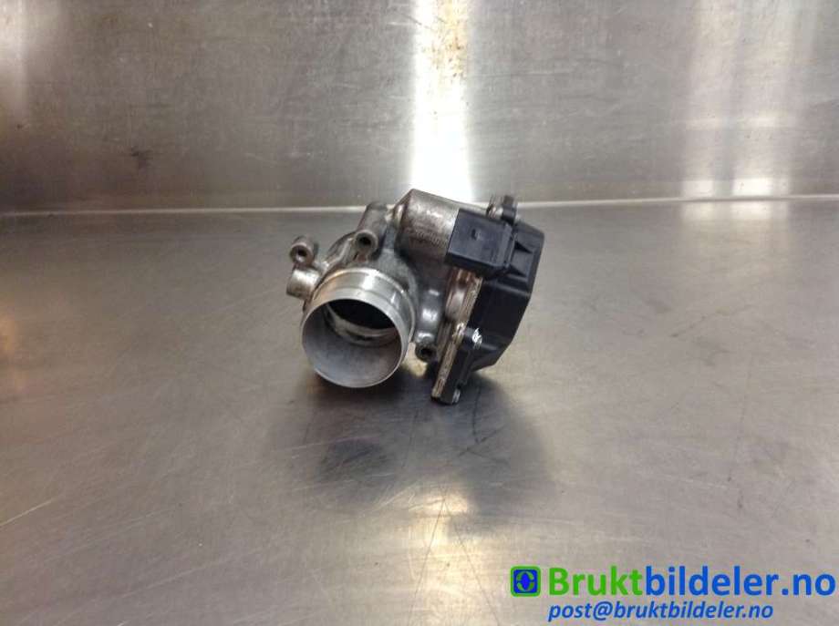 Spjeldhus til VW Passat, 2005-2010 (B6) (B6) (VOLKSWAGEN|03L 128 063 E)