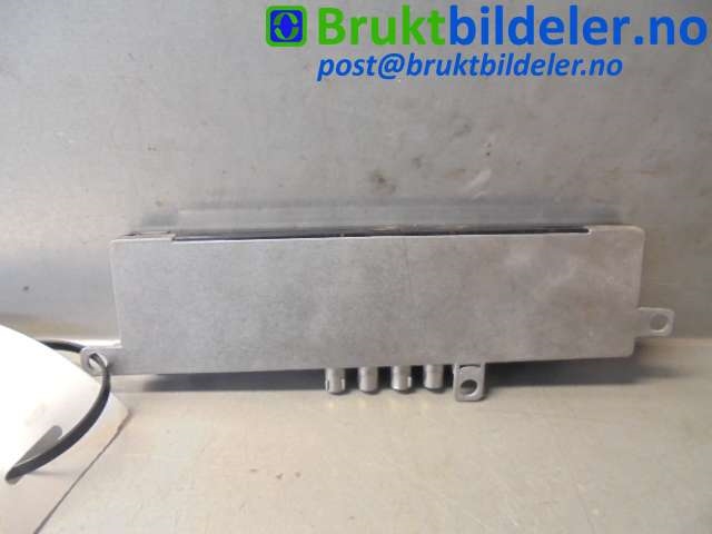 Antenne forsterker til Audi A6 2008-2011 (Type III, Fase 2) (C6) (C6) (AUDI|4F9 035 225 D|)