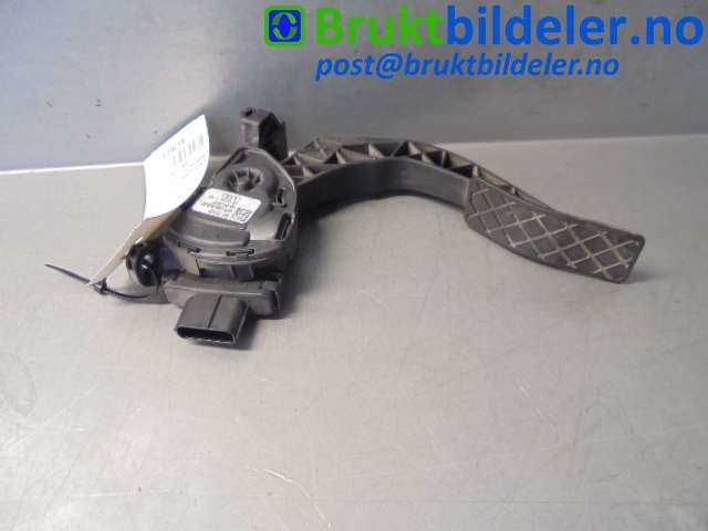 Pedal gass til Audi A6 2008-2011 (Type III, Fase 2) (C6) (C6) (AUDI|8K1 721 523|)