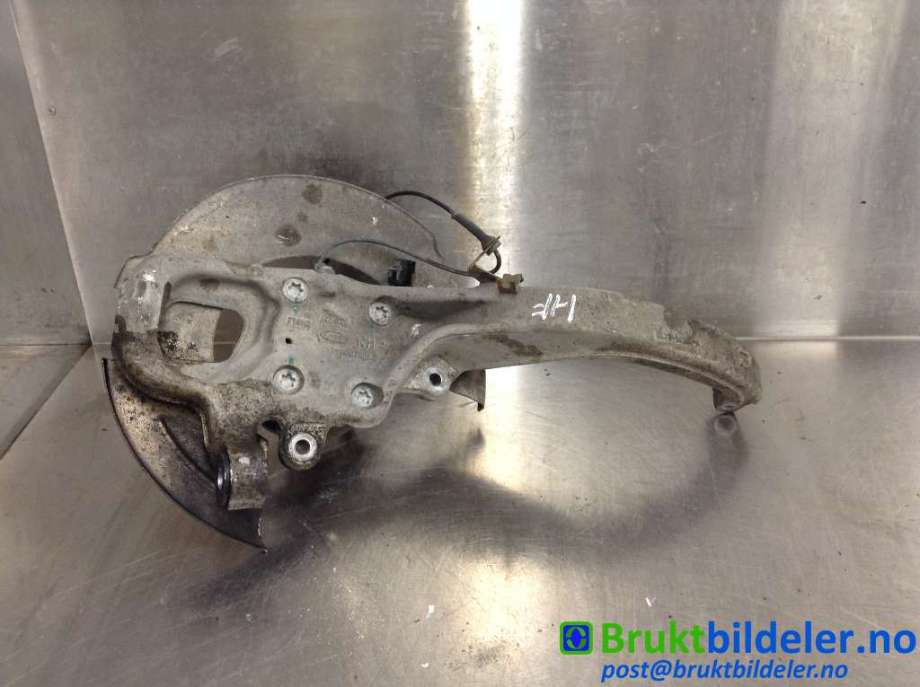 Hjulspindel høyre foran til Jaguar XE 2015-->>  (JAGUAR|T4N16498|T4N36174|GX73--3K185-CA)