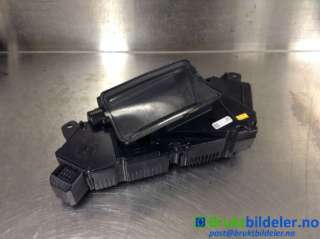 Instrumentpanel til Jaguar XE, 2015->>  (JAGUAR|T2H6955|GX6319G468BE|GX6319G468BC)