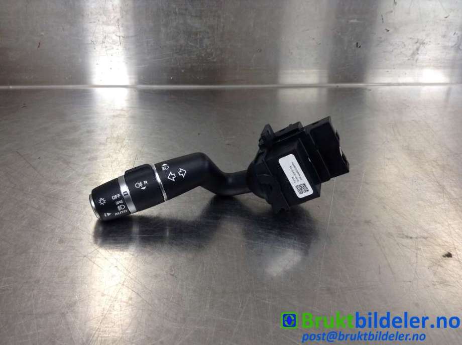 Bryter blink til Jaguar XE, 2015-->>  (JAGUAR|BJ32-3F972)