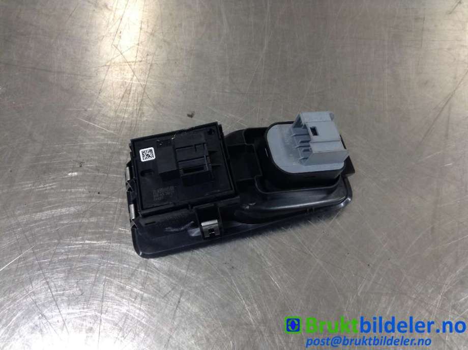 Bryter ruteheis til VW Caddy 2020-->> (Type IV)  (VOLKSWAGEN|7LA 959 858 B|)