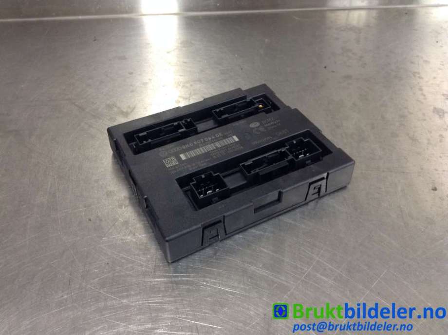Styreenhet comfort (BCM) til Audi A4, 2007-2014 (Type IV) (B8) (B8) (AUDI|8K0 907 064 GE)