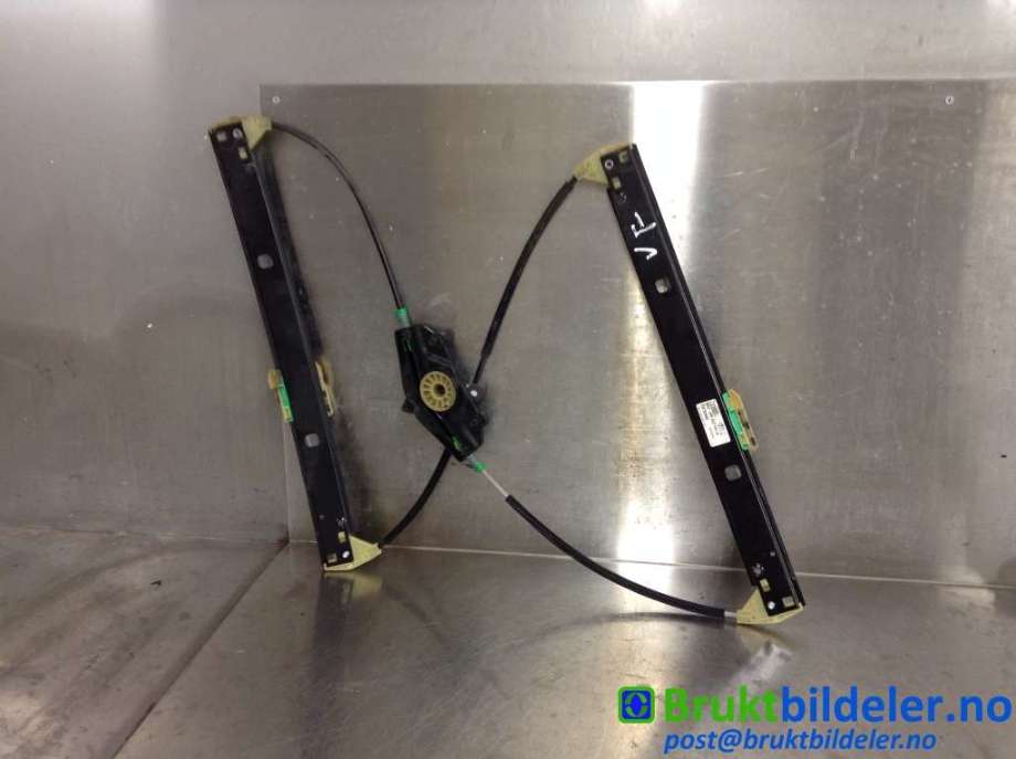 Ruteheis til Audi A4, 2007-2014 (Type IV) (B8) (B8) (AUDI|8K0 837 461 A)