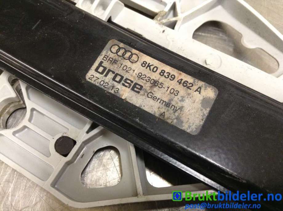 Ruteheis til Audi A4 2007-2014 (Type IV) (B8) (B8) (AUDI|8K0 839 462 A|)