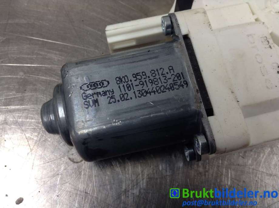 Ruteheis høyre bak til Audi A4 2007-2014 (Type IV) (B8) (B8) (AUDI|8K0 959 812 A|1101-919813-201|)