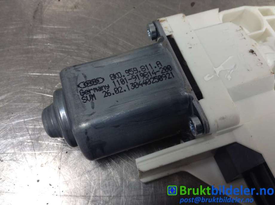 Ruteheis venstre bak til Audi A4 2007-2014 (Type IV) (B8) (B8) (AUDI|8K0 959 811 A|1101-919814-200|)