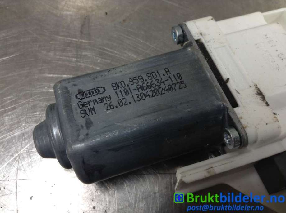 Ruteheis venstre foran til Audi A4 2007-2014 (Type IV) (B8) (B8) (AUDI|8K0 959 801 A|1101-A66634-110|)