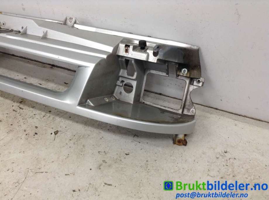 Frontplate øvre til Ford Transit 2000-2005 (FORD|1C15-8242-AC|)