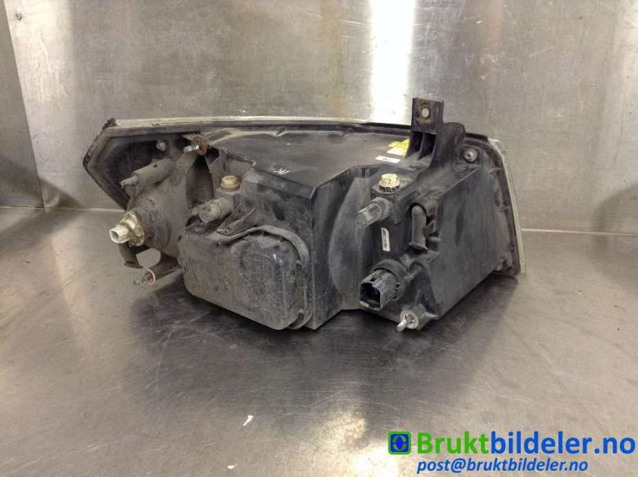 Frontlykt venstre halogen til Ford Transit 2000-2005  (FORD|4C16-13035-CA|)