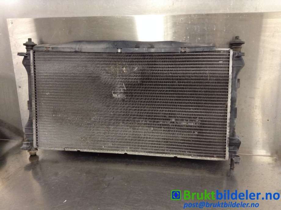 Radiator (manuell gir) til Ford Transit, 2000-2005 (FORD|ME1C1H-8005-JE)